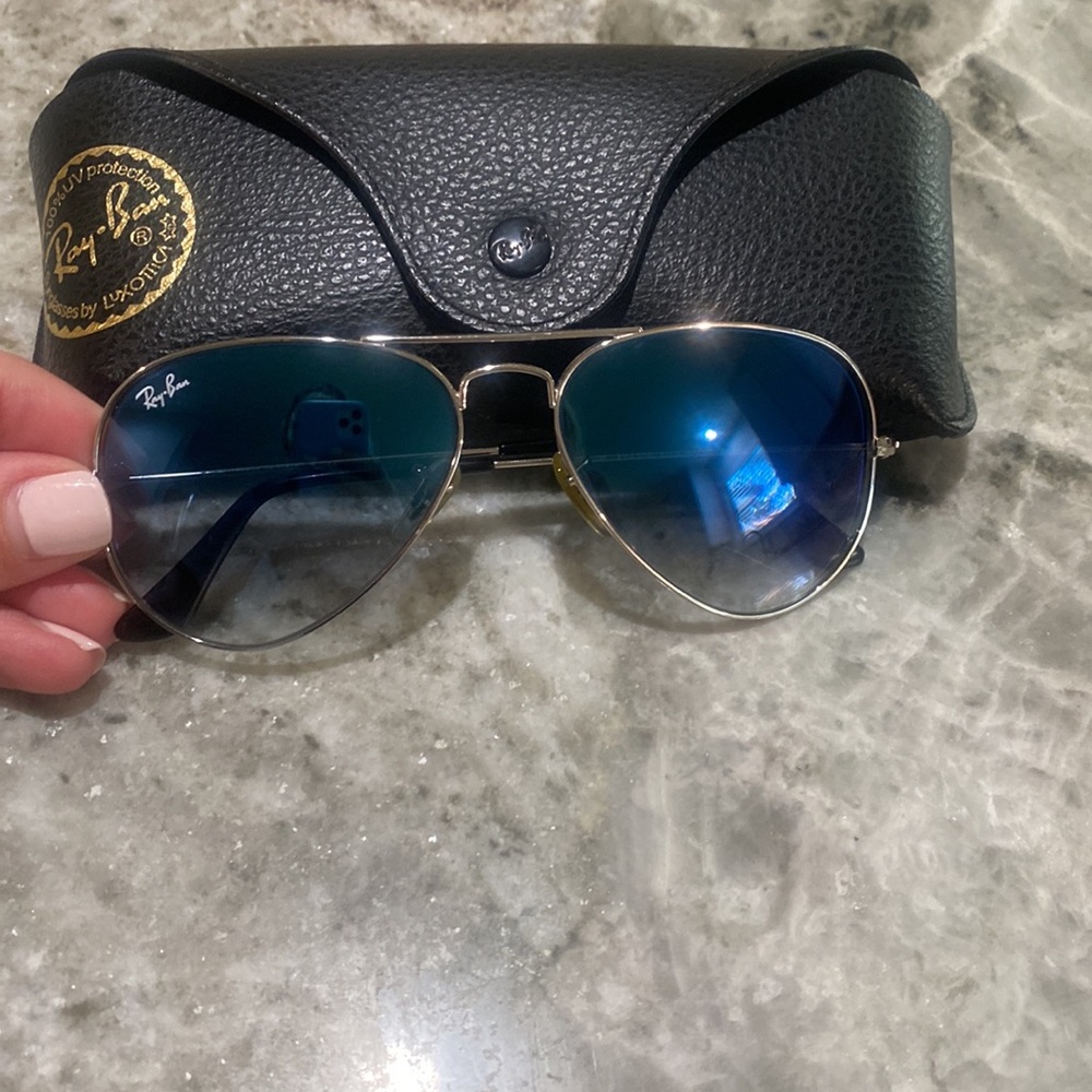 Ray-Ban Aviator Sunglasses - Blue Gradient Lenses, Gold Frame